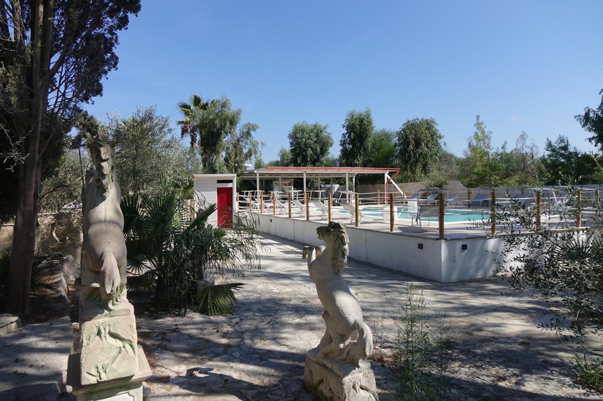 Aparthotel Giardini Sausari
